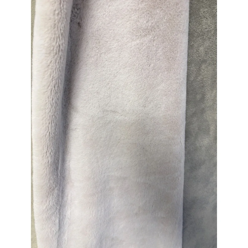 Bearpaw Reversible Faux Fur Velvet Throw Blanket‎ Sage Gray 60x48